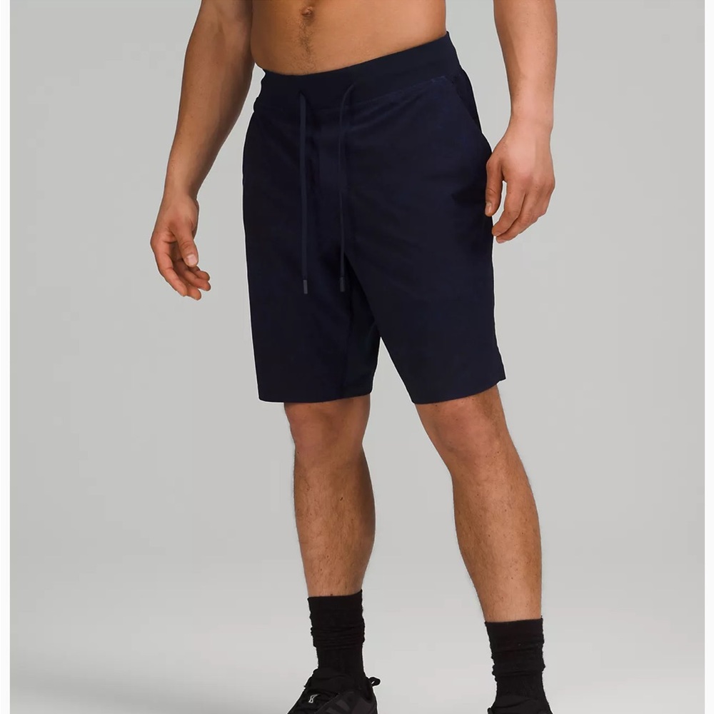 T.H.E lululemon men’s short
